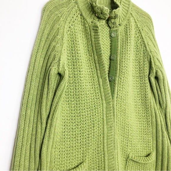 Sundance medium green cable knit, chunky lambswool Cardigan. - Picture 10 of 13